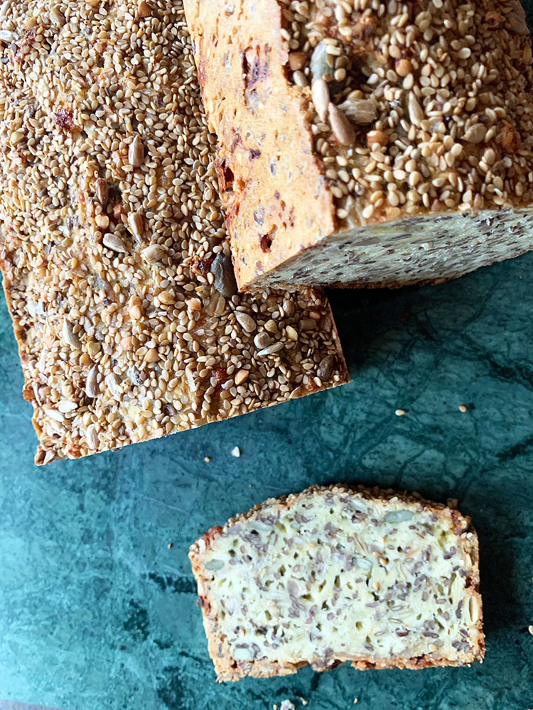 lyst stenalderbrød